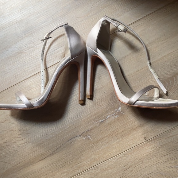 Stuart weitzman heels size 4.5 - Picture 4 of 4